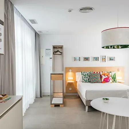 Apartamentos Y Estudios Centricos Conil Home Suite Conil De La Frontera Exterior photo