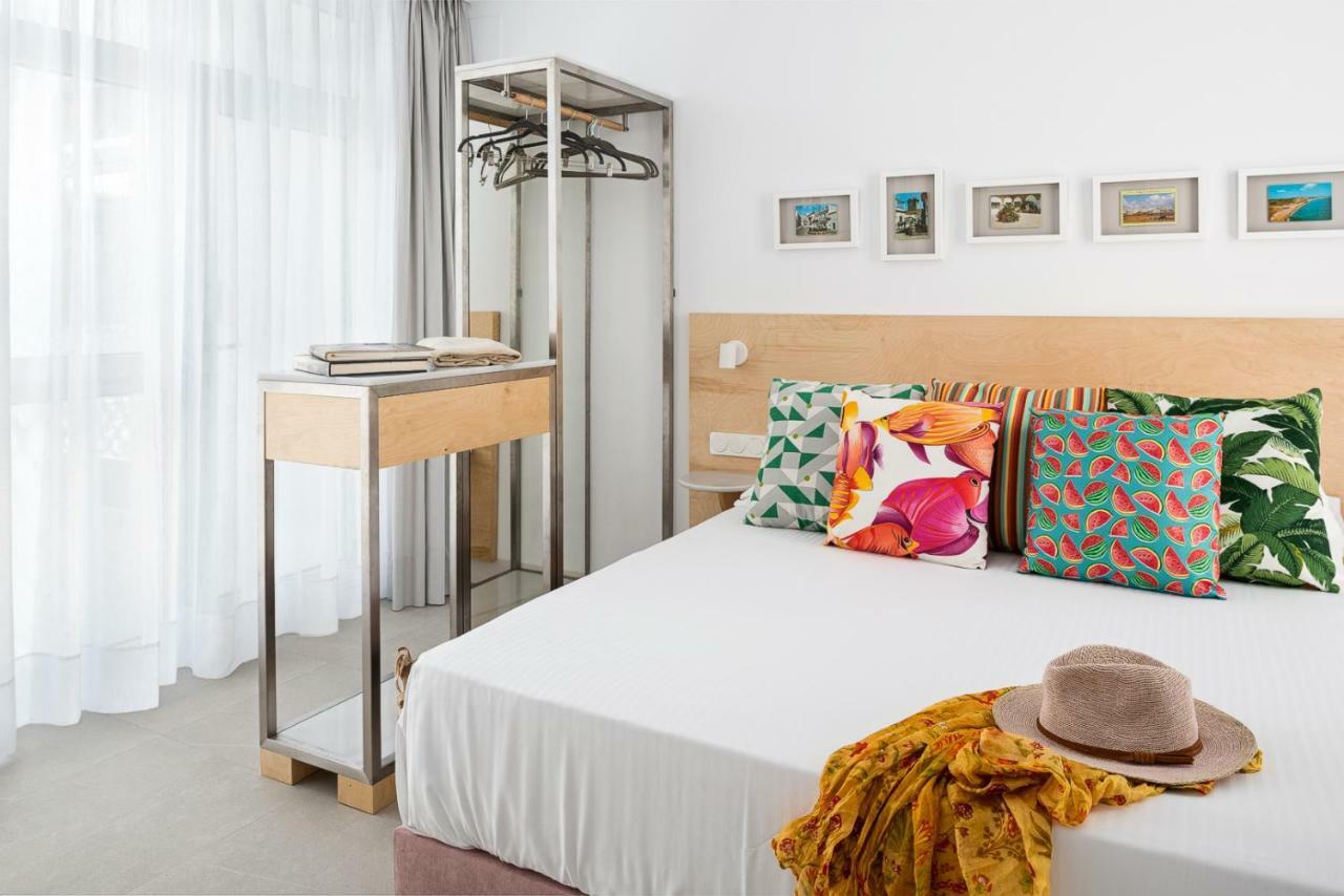 Aparthotel Y Estudios Centricos Conil