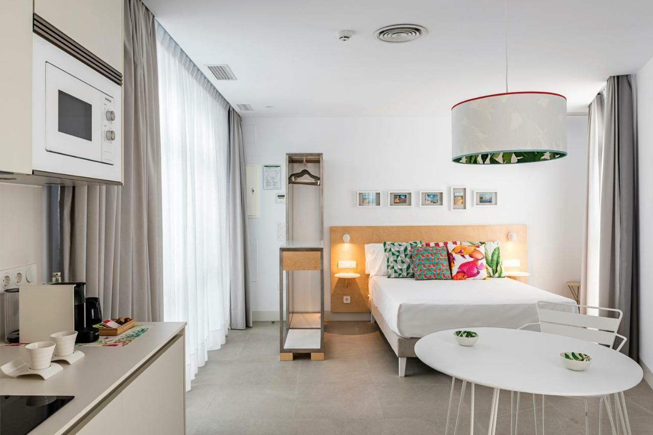Y Estudios Centricos Conil Apart-hotel 3*